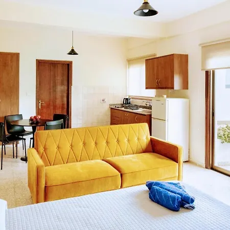 Follow The Sun Hotel de apartamente Polis