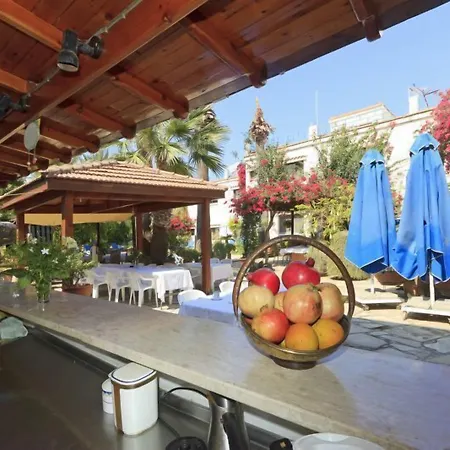 Follow The Sun Hotel de apartamente Polis