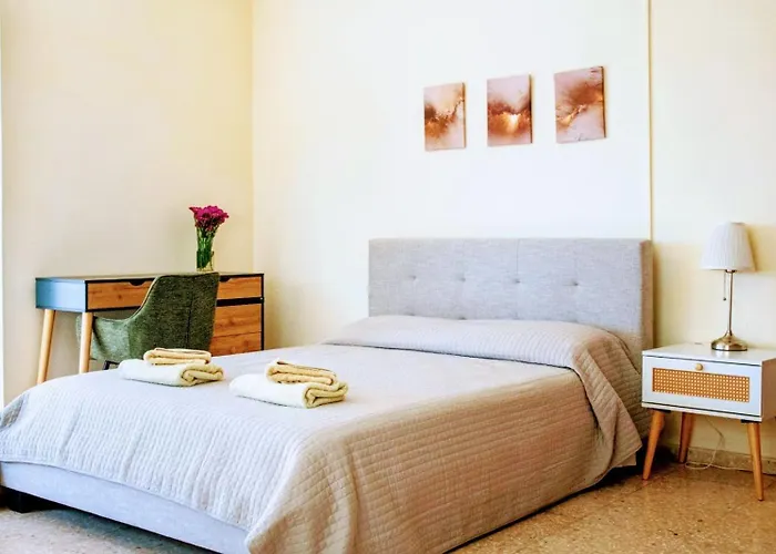 Follow The Sun Apartahotel 3*