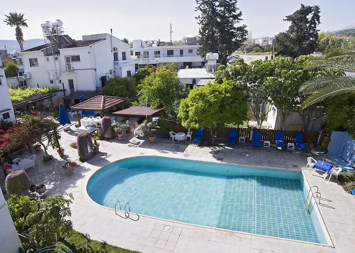 Follow The Sun Apartahotel 3*